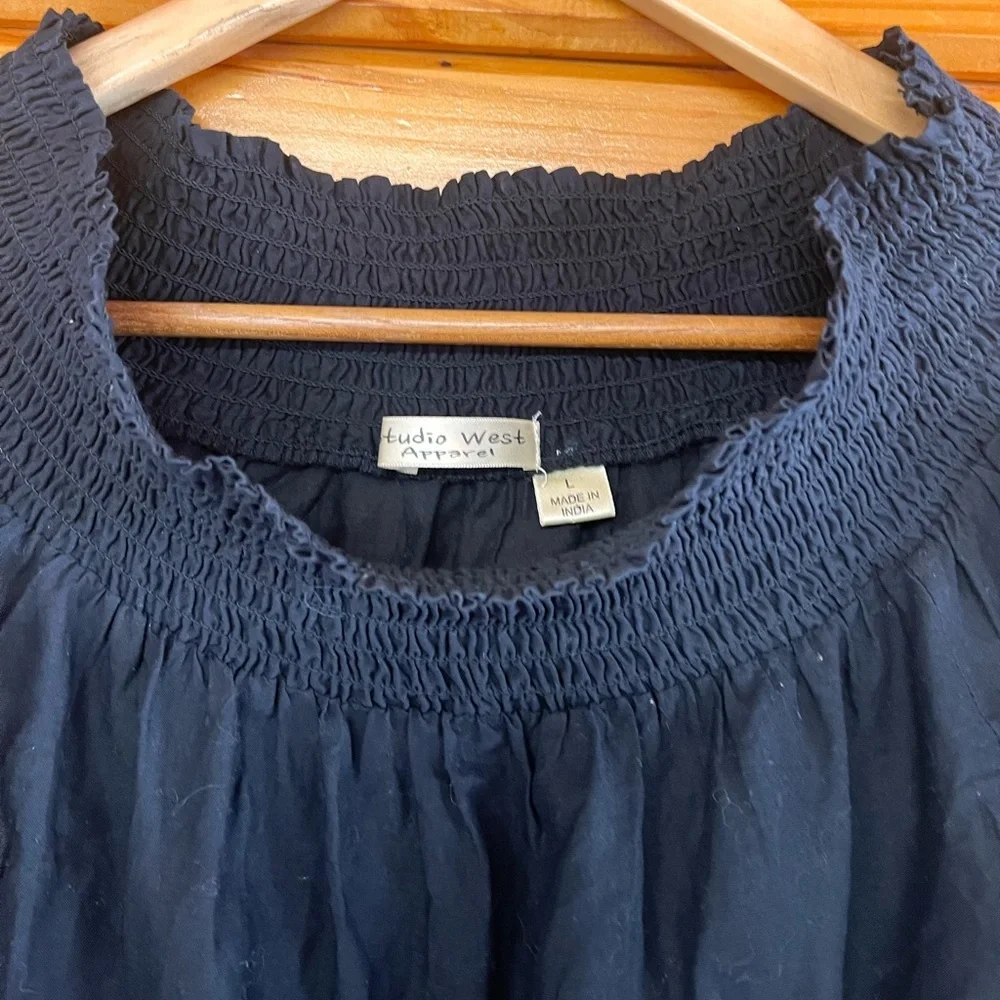 Studio West women's Embroidered off Shoulder Top size L 3/4 Sleeve - Picture 4 of 5